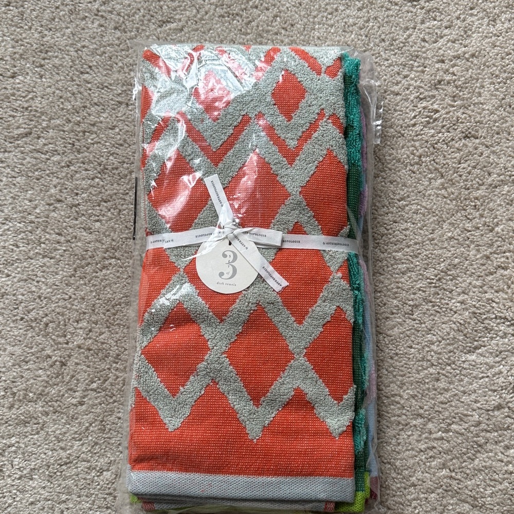 Anthropologie Kitchen Towels NWT - Picture 3 of 4